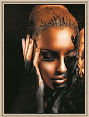 Черное в золоте. Африканка